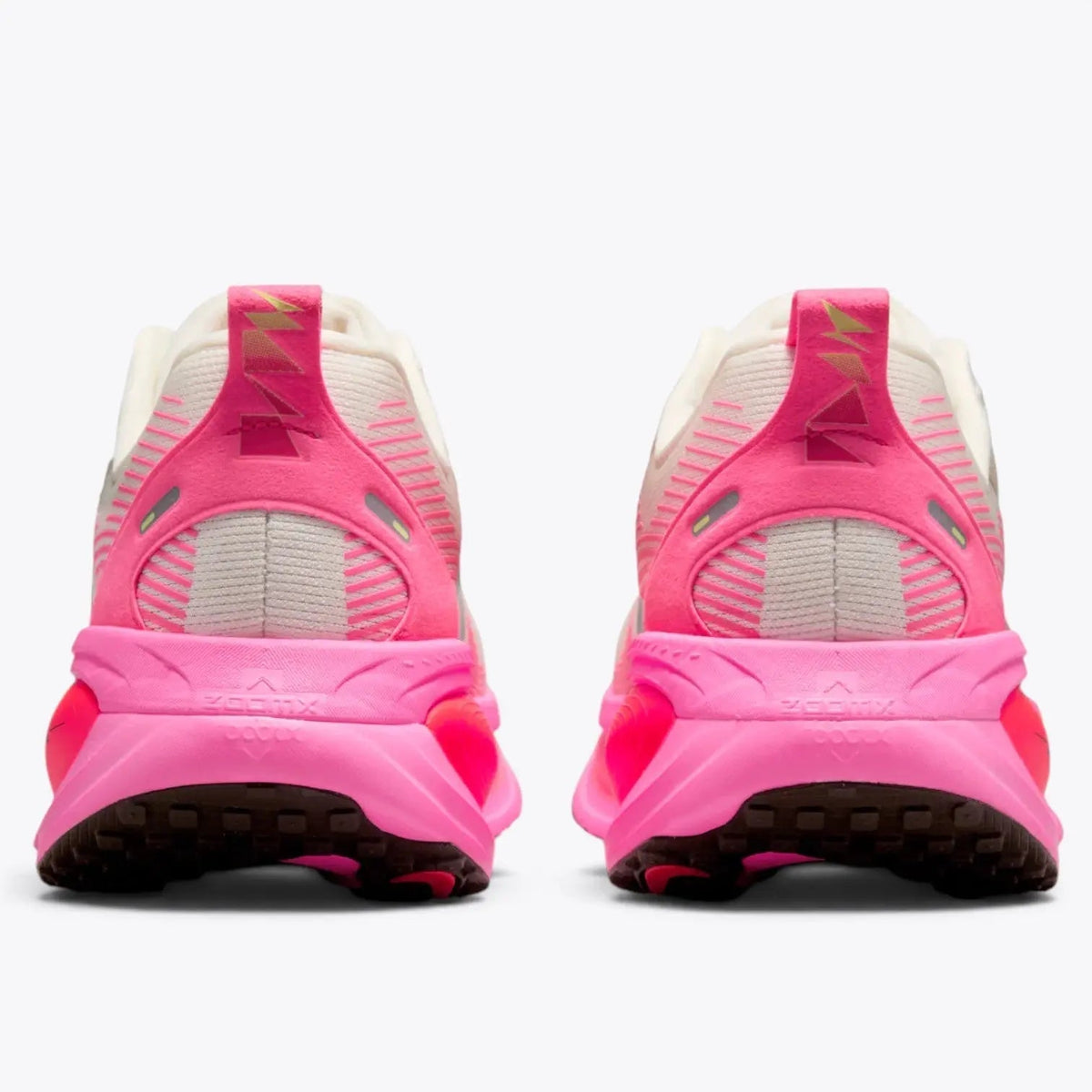 Nike Vomero 18 Road Running Shoes - Sail / Hyper Pink