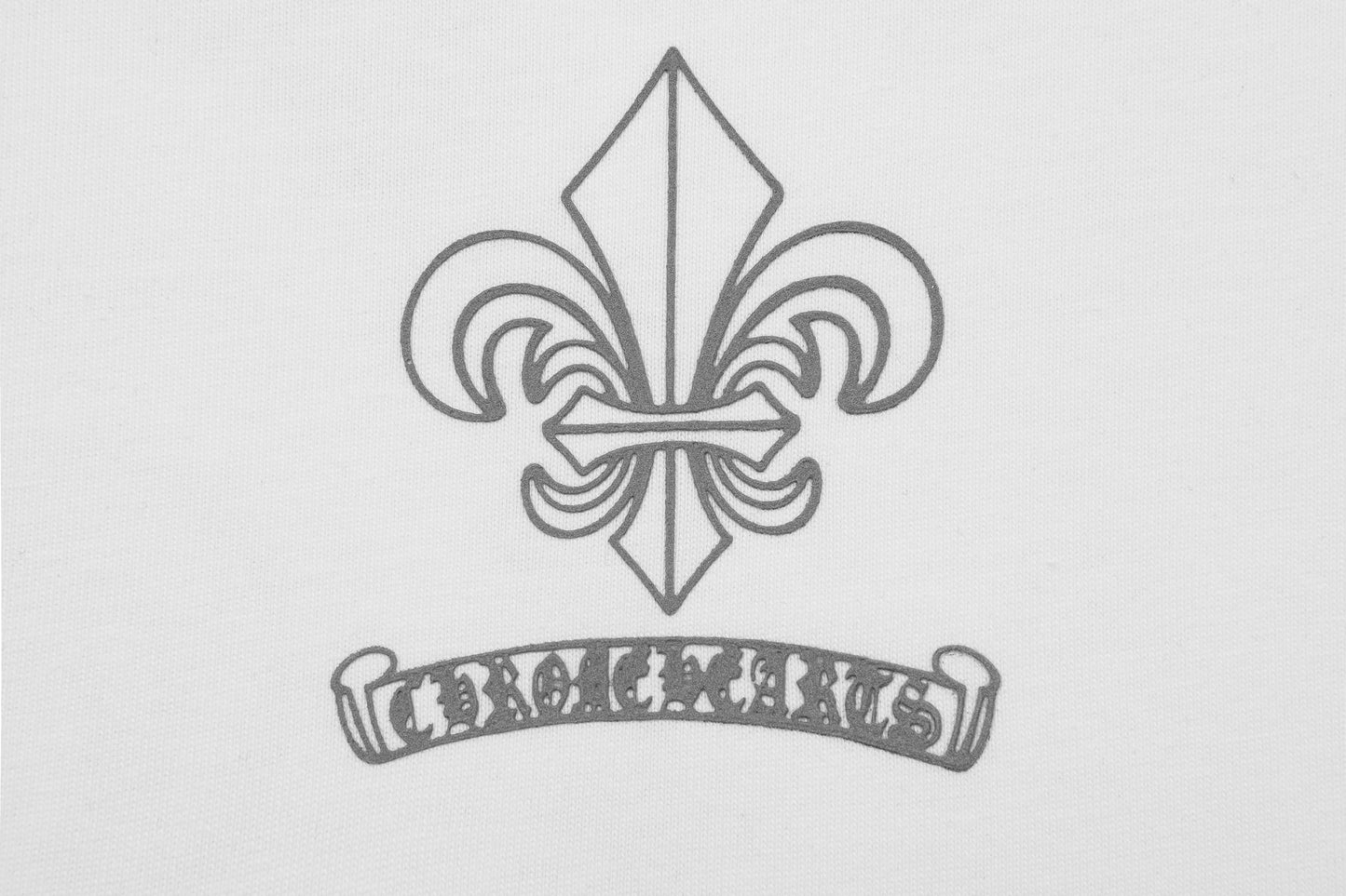 T-shirt imprimé réfléchissant avec emblème Iris Chrome Hearts 2621