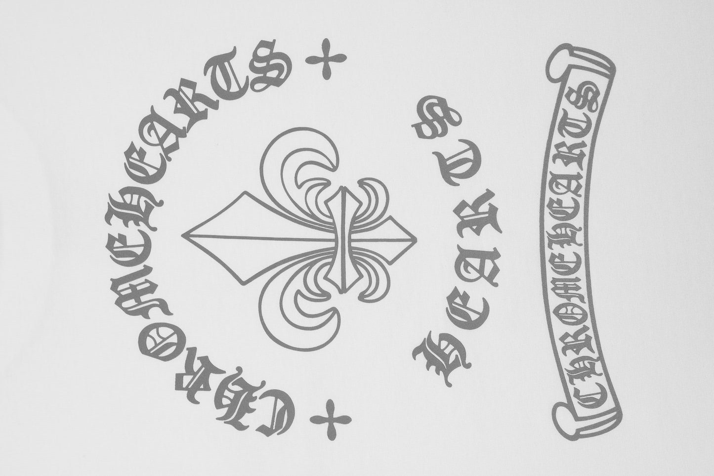 T-shirt imprimé réfléchissant avec emblème Iris Chrome Hearts 2621