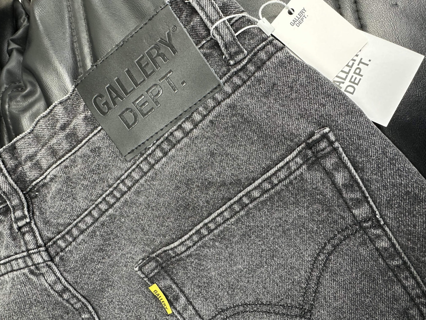 Pantalon Chrome Hearts 8102