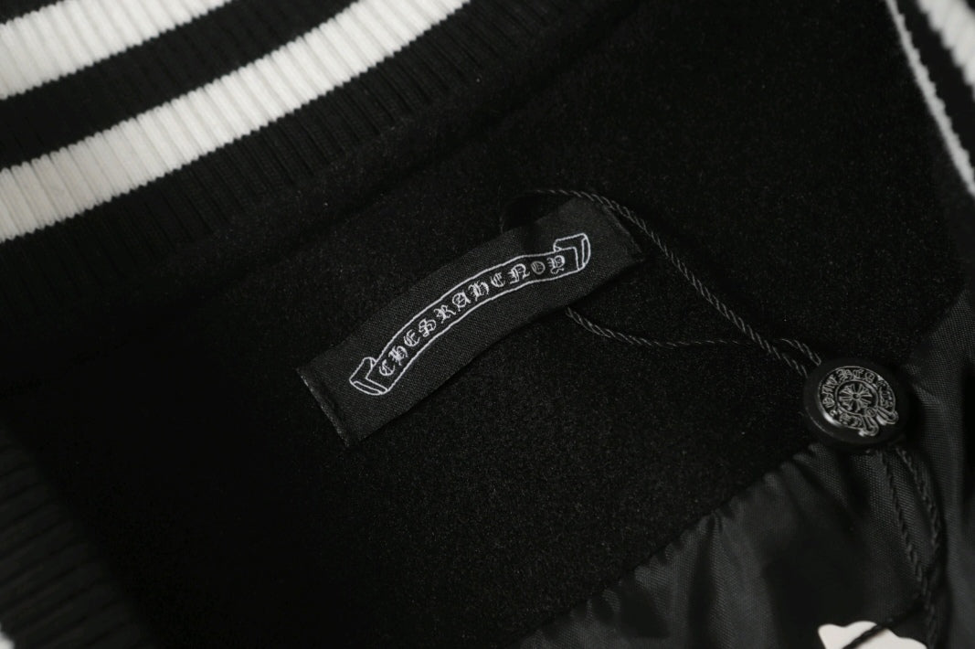Manteau de baseball Chrome Hearts noir et blanc style streetwear 0002
