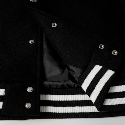 Blouson universitaire Chrome Hearts à superposition de croix – Vêtement d'extérieur style streetwear noir et blanc 2208