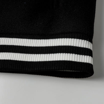 Blouson universitaire Chrome Hearts à superposition de croix – Vêtement d'extérieur style streetwear noir et blanc 2208