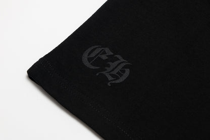 T-shirt Chrome Hearts à lettres imprimées sanskrit sur la poche et le col TB02