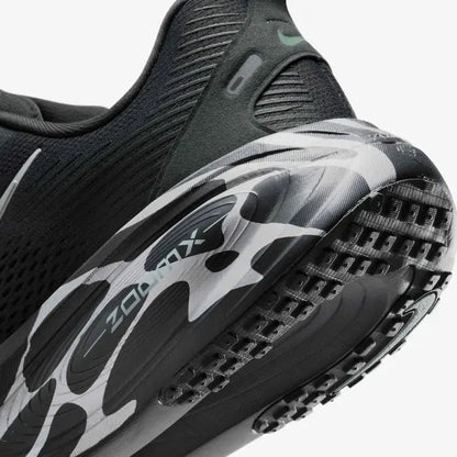 Nike Vomero 18 Road Running Shoes - Anthracite