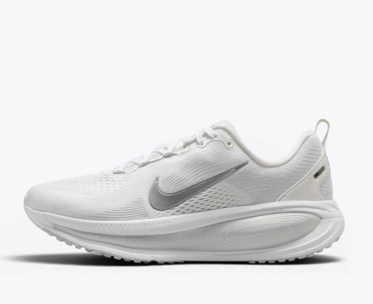 Nike Vomero 18 Road Running Shoes - White / Metallic Silver / Photon Dust