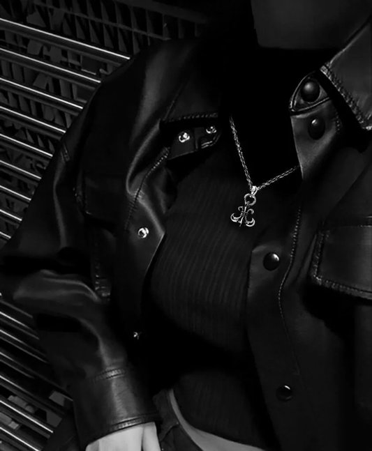 Pendentif Chrome Hearts BS FLEUR avec bélière