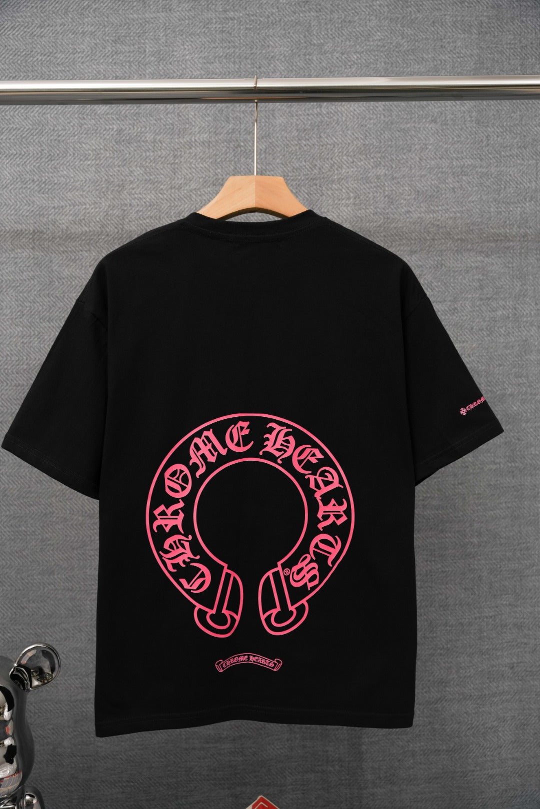 T-shirt à manches courtes Chrome Hearts imprimé lettres sanskrites KT36