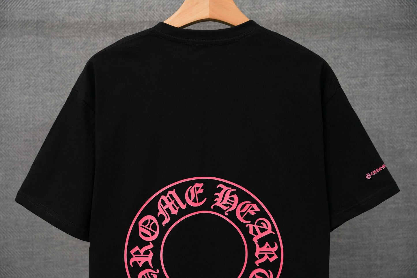 T-shirt à manches courtes Chrome Hearts imprimé lettres sanskrites KT36